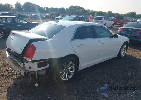 2016 Chrysler 300 Anniversary Edition z USA, uszkodzony, nr VIN 2C3CCAAG0GH295617